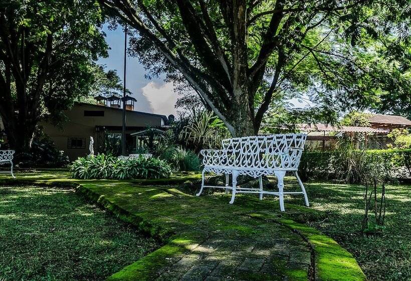 El Rodeo Estancia Boutique Hotel & Steakhouse