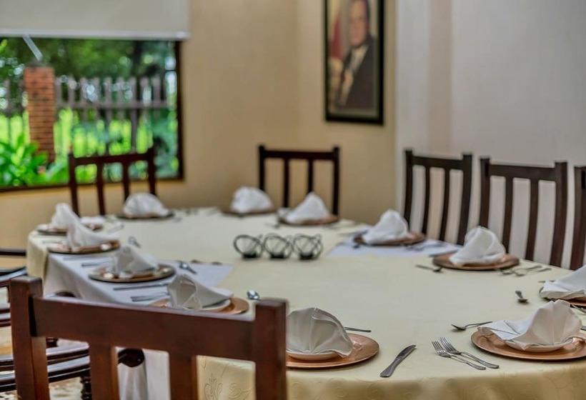 El Rodeo Estancia Boutique Hotel & Steakhouse