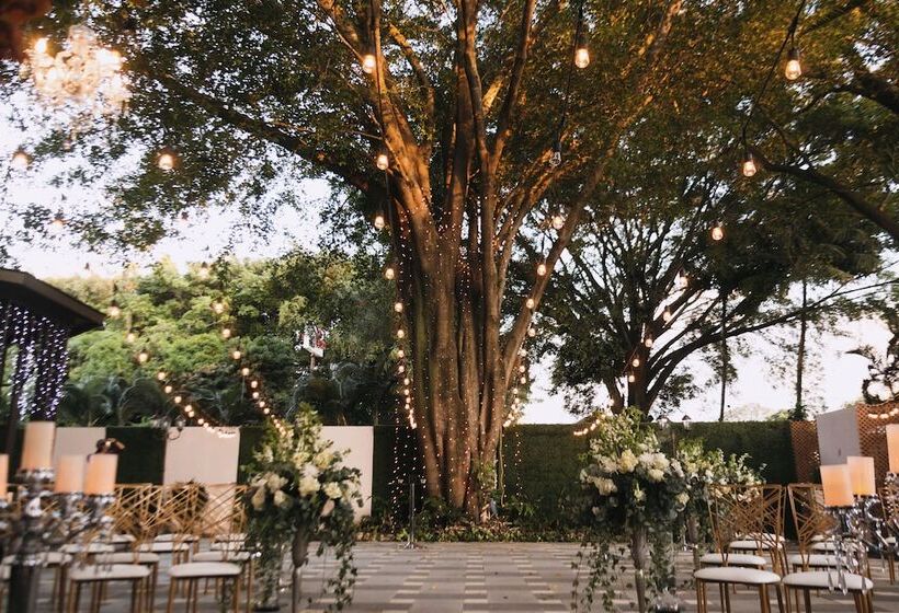 El Rodeo Estancia Boutique Hotel & Steakhouse