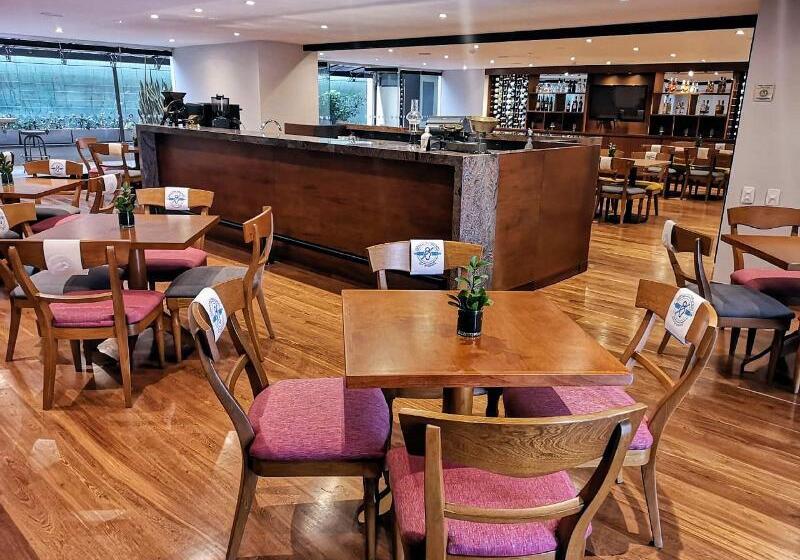 בית מלון כפרי Estelar Suites Jones