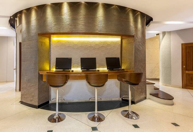 酒店 Four Points By Sheraton Medellin