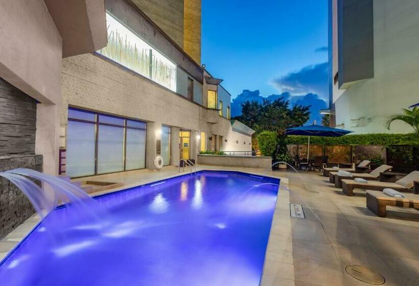 酒店 Four Points By Sheraton Medellin