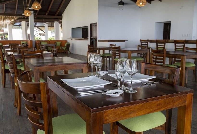 هتل Fuego Del Sol Beachfront