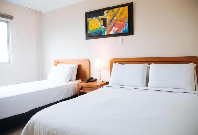 Отель Genova Centro