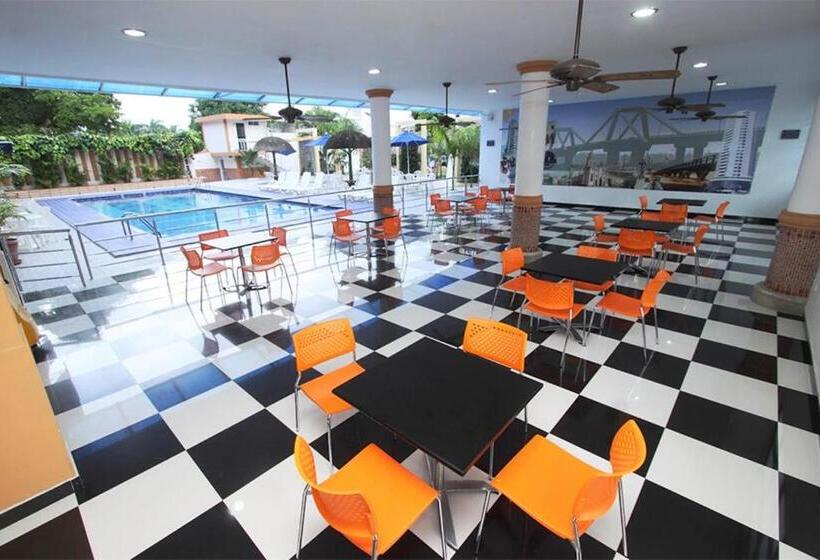 Отель Genova Centro