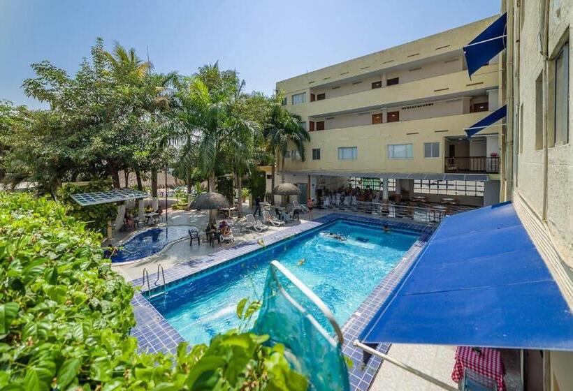 Отель Genova Centro