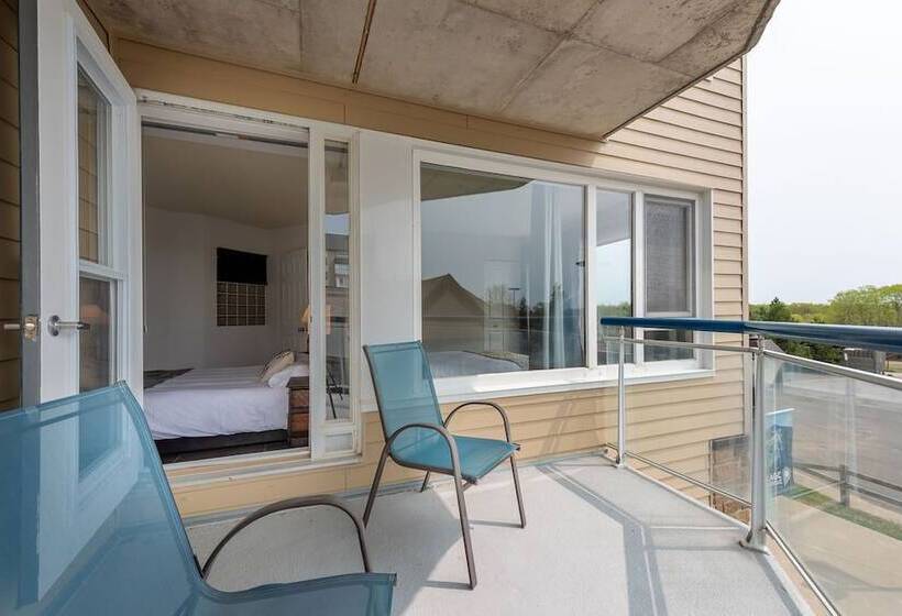 ホテル Hebergement Montsteanne Condos