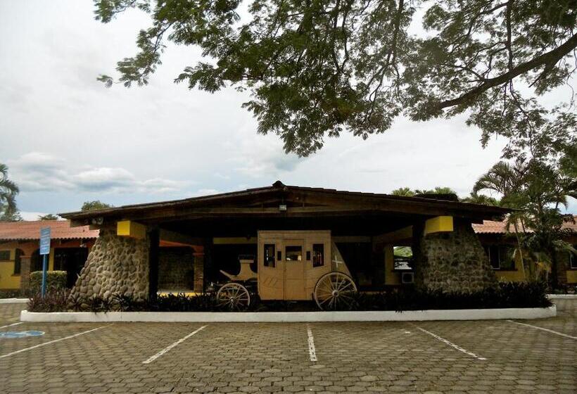 Отель Las Espuelas, Bar & Restaurant