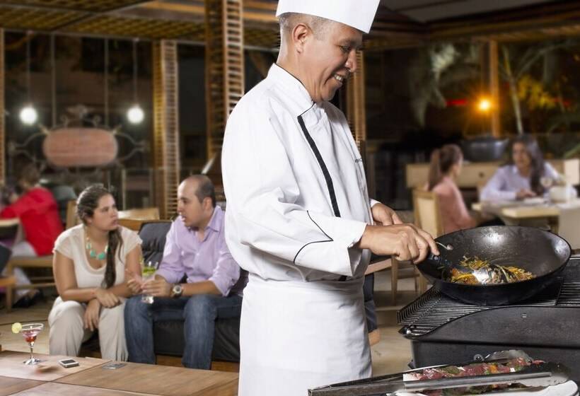 فندق Movich Casa Del Alferez