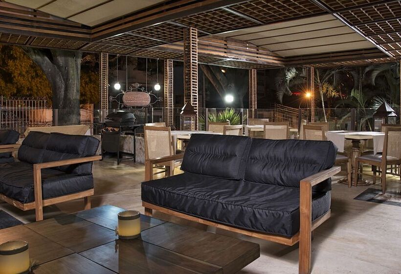 فندق Movich Casa Del Alferez