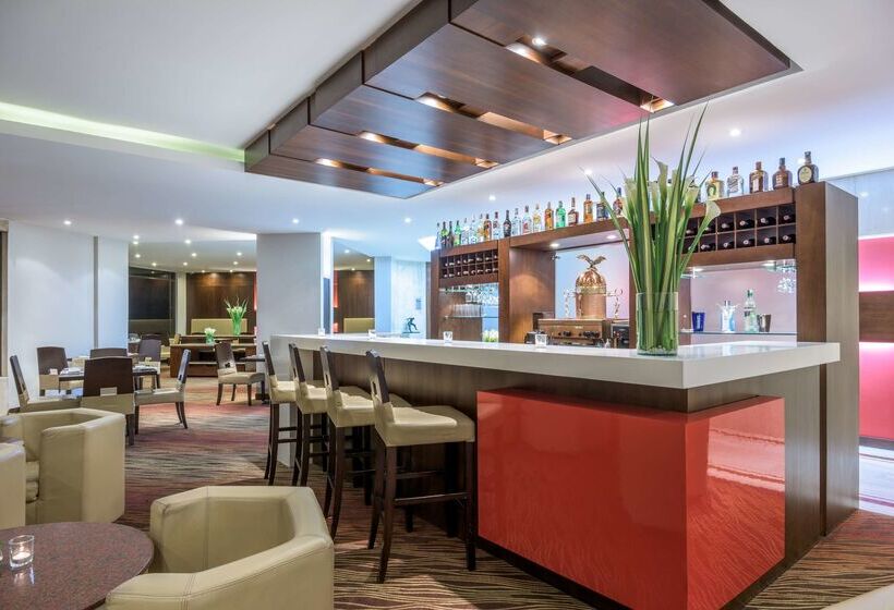 هتل NH Collection Bogota Hacienda Royal