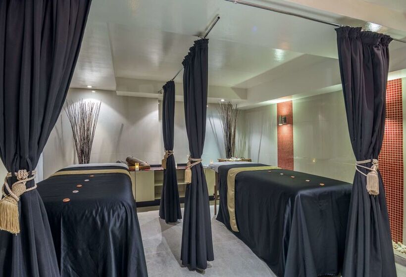 Отель NH Collection Bogota Hacienda Royal