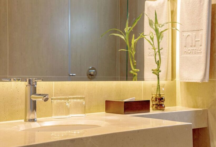 בית מלון כפרי NH Bogota Pavillon Royal