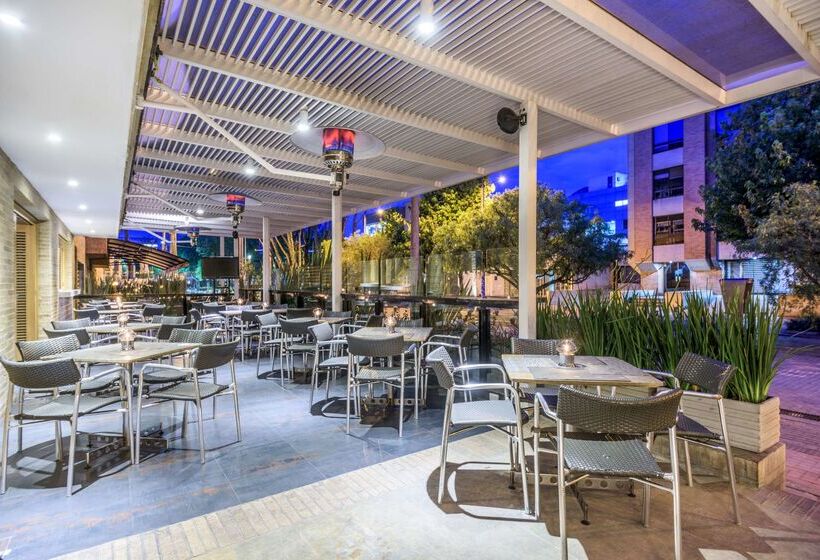 בית מלון כפרי NH Bogota Pavillon Royal