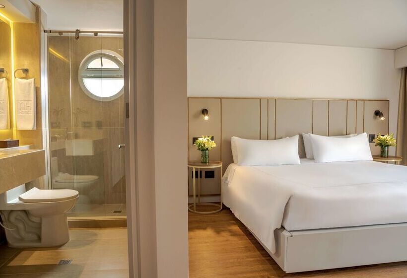 בית מלון כפרי NH Bogota Pavillon Royal