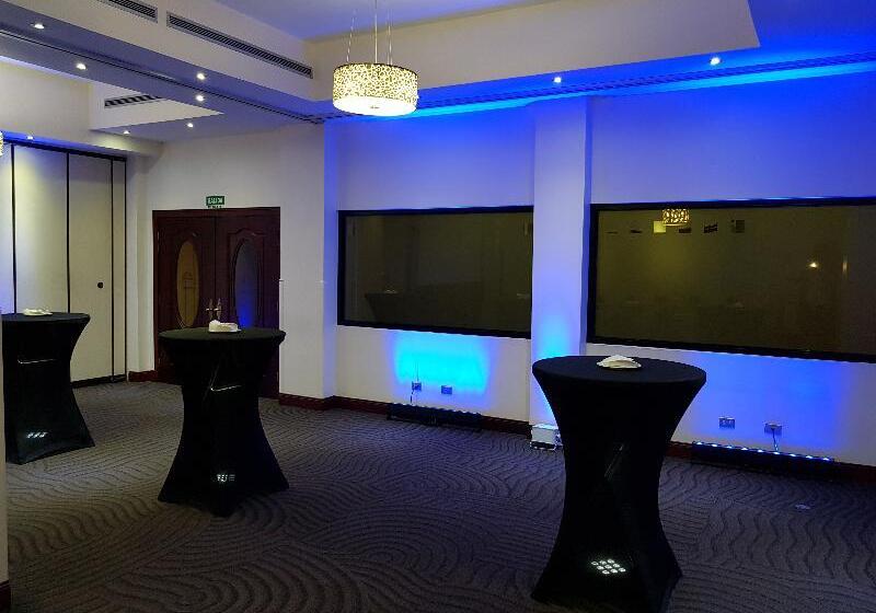 هتل Parque Del Lago Boutique