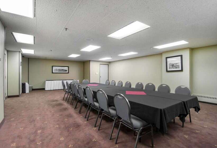 فندق Quality Inn & Suites Yellowknife