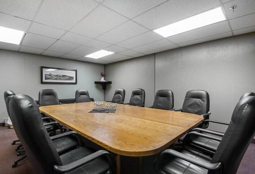 فندق Quality Inn & Suites Yellowknife