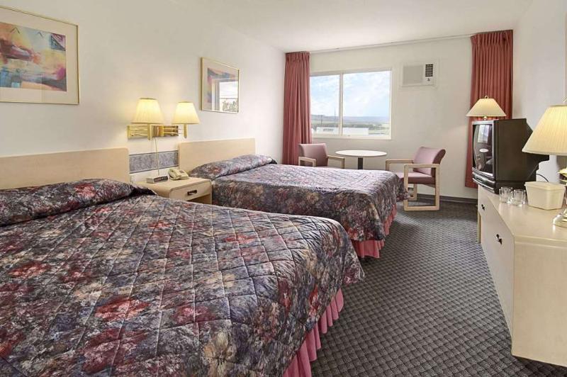 فندق Ramada Limited Dawson Creek