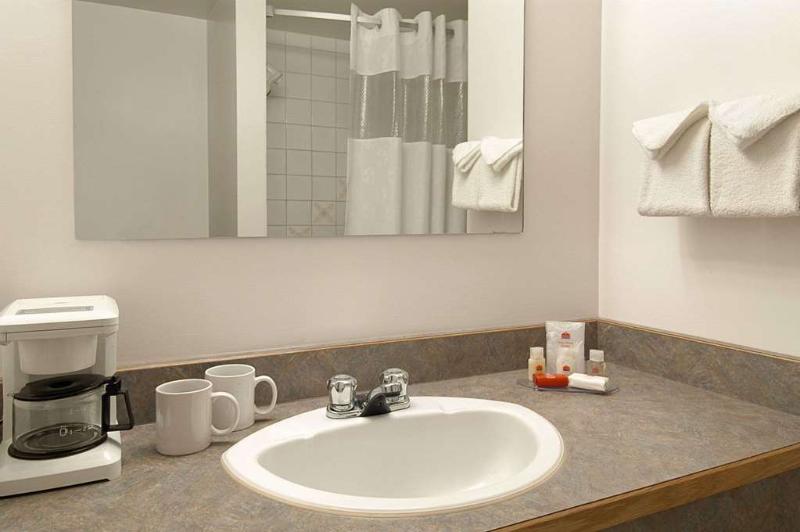 فندق Ramada Limited Dawson Creek