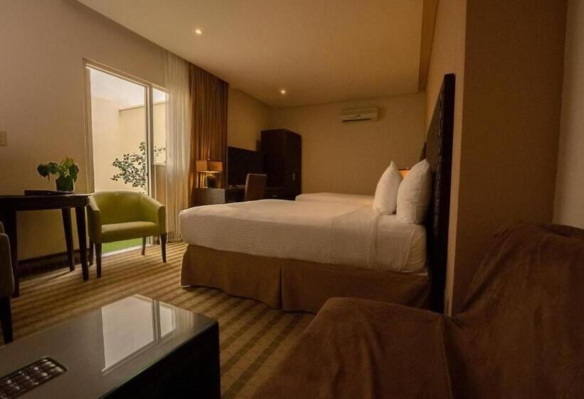 Rincon Del Valle Hotel & Suites