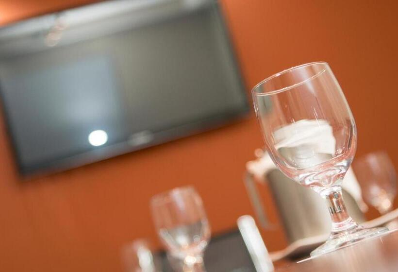 Rincon Del Valle Hotel & Suites