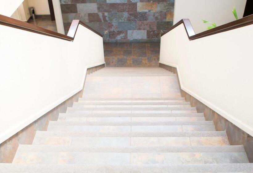 Rincon Del Valle Hotel & Suites