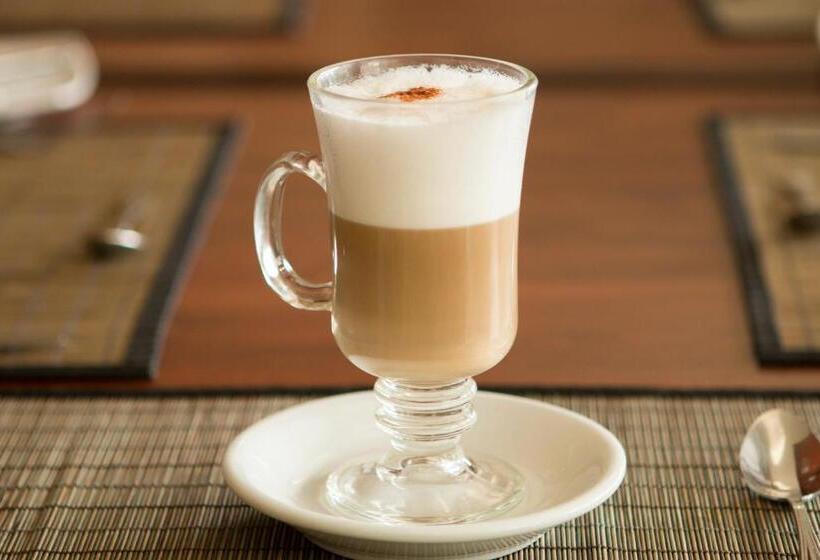 Rincon Del Valle Hotel & Suites