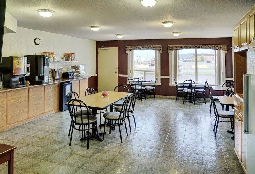 فندق Rodeway Inn