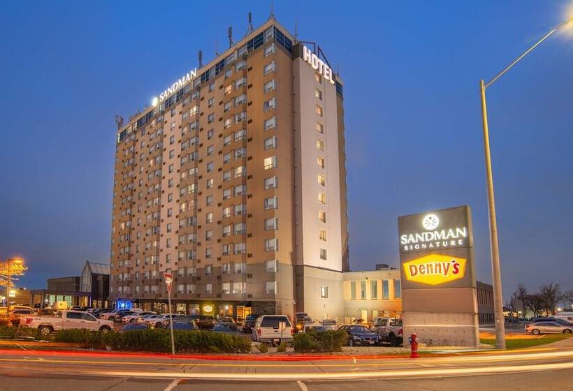 فندق Sandman Signature Mississauga