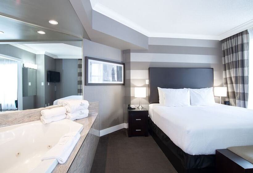 فندق Sandman Signature Mississauga