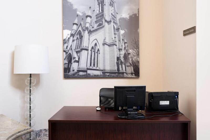 فندق Sandman Signature Mississauga