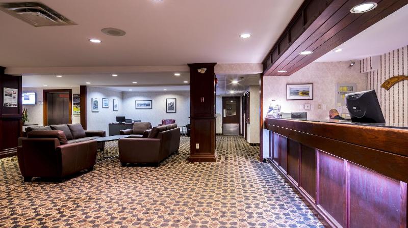 Sinbads Hotel & Suites