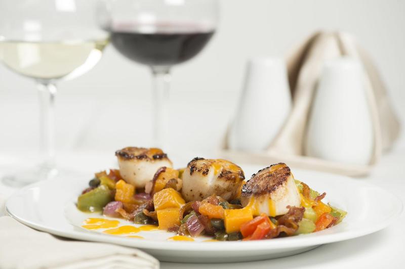 Sinbads Hotel & Suites