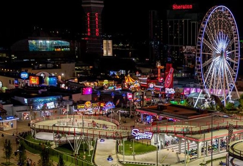 Skyline Hotel & Waterpark