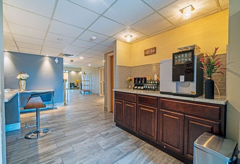 فندق Slumber Inn