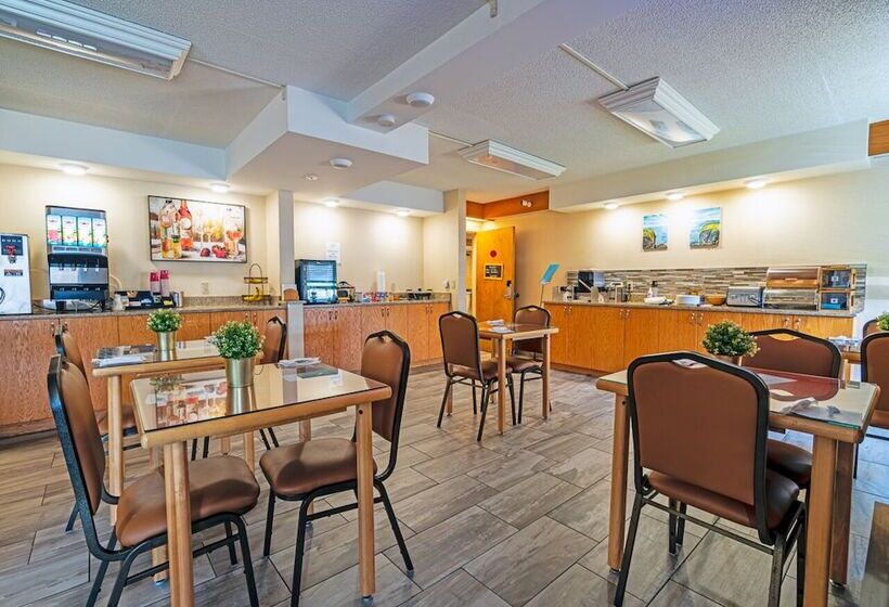 فندق Slumber Inn