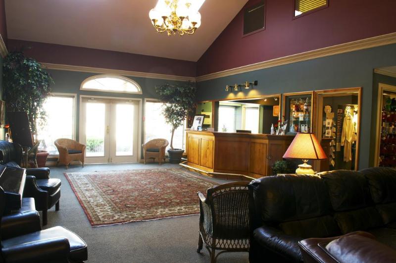 هتل South Thompson Inn & Conference Centre