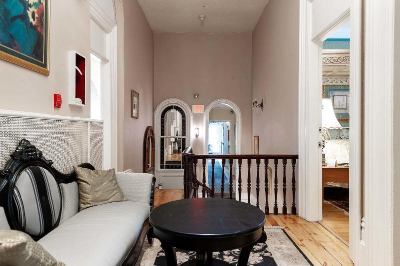 ホテル Stone Maiden Inn