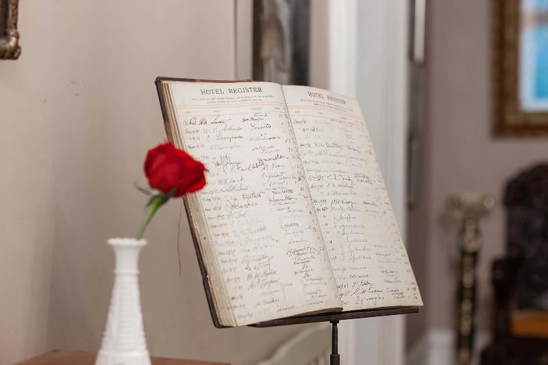 ホテル Stone Maiden Inn