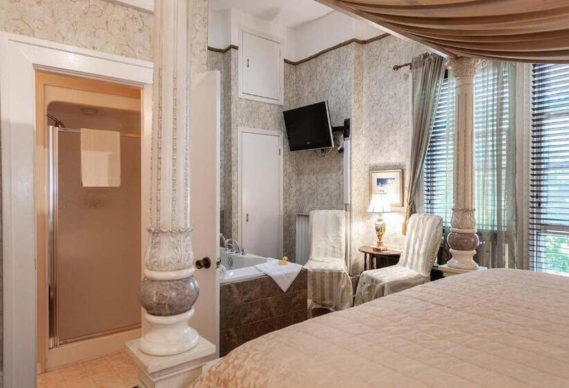 ホテル Stone Maiden Inn