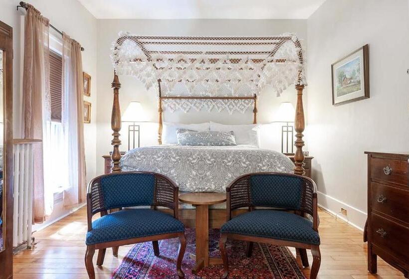 ホテル Stone Maiden Inn