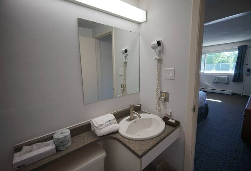 בית מלון כפרי Superlodge Canada