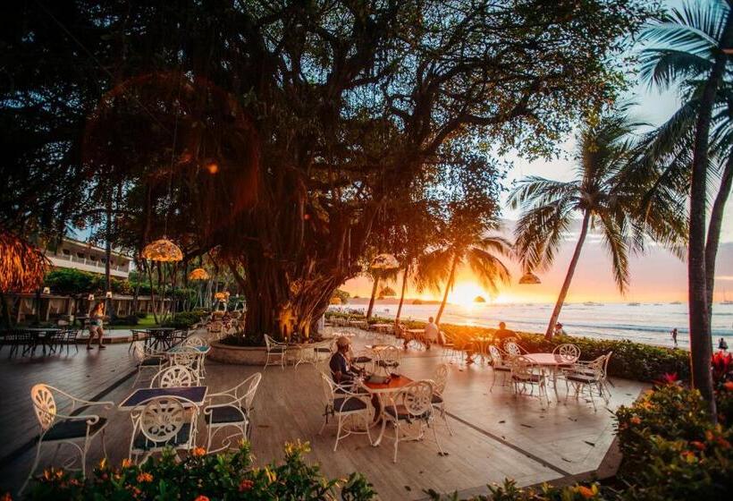 Отель Tamarindo Diria Beach Resort