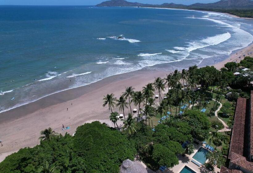 Отель Tamarindo Diria Beach Resort