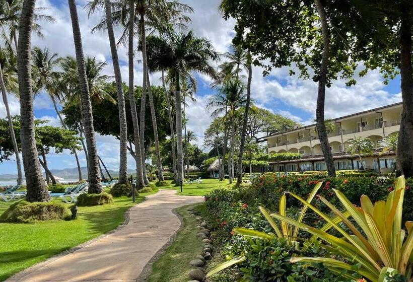 Отель Tamarindo Diria Beach Resort