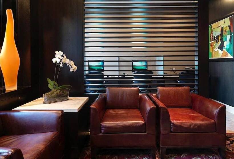 호텔 The St. Regis