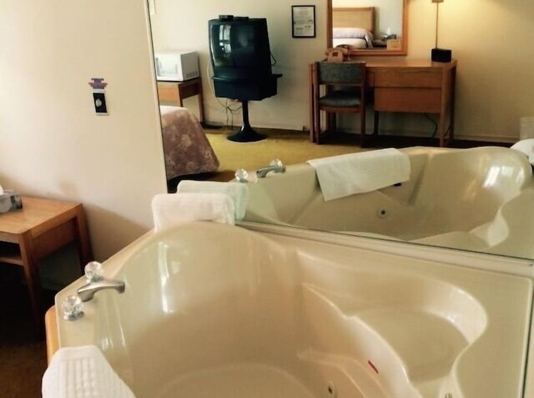 فندق Town N Country Motor Inn