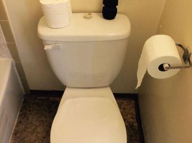 فندق Town N Country Motor Inn