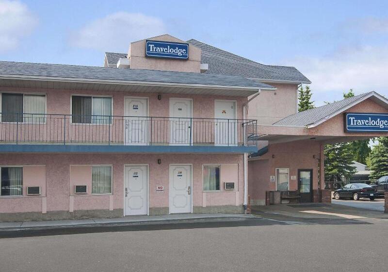 فندق Travelodge By Wyndham Edmonton Airport